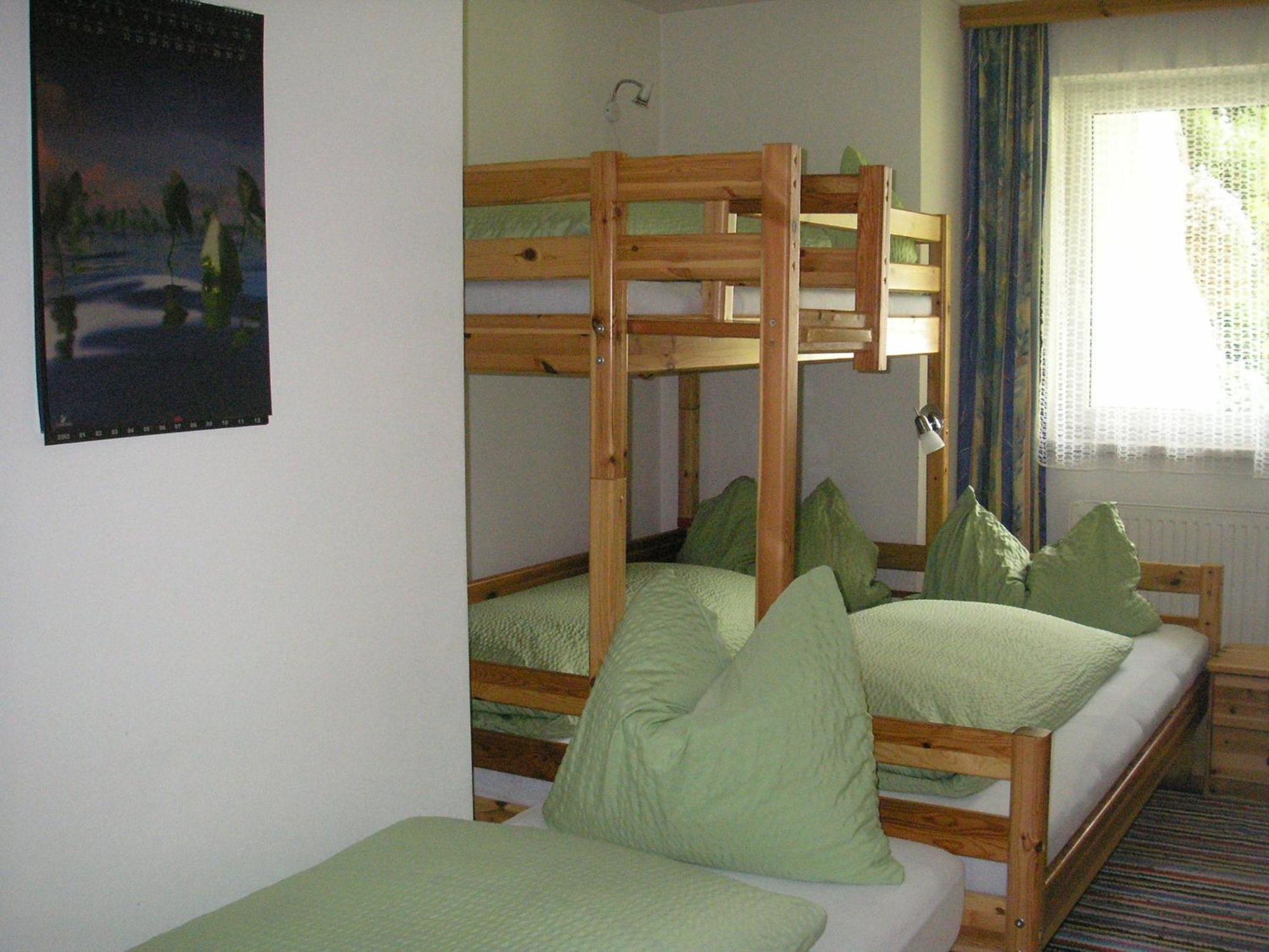 Haus Daniel Apartment Нойщифт им Щубайтал Екстериор снимка